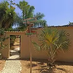Quinta Pereiro Tropic Garden, Algarve Bed and breakfast Moncarapacho