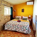 Alojamento de Acomodação e Pequeno-almoço Quinta Pereiro Tropic Garden, Algarve