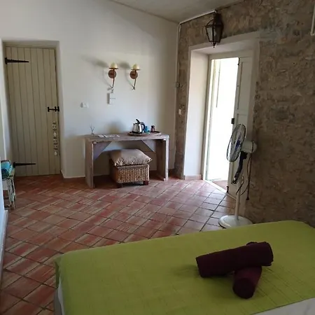 Quinta Pereiro Tropic Garden, Algarve Bed & Breakfast