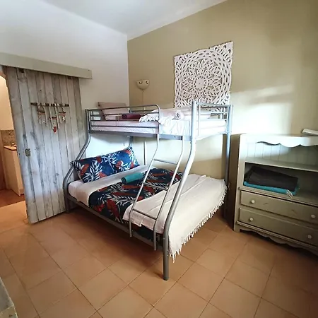 Alojamento de Acomodação e Pequeno-almoço Quinta Pereiro Tropic Garden, Algarve 4*