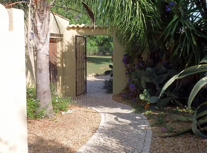 Couette-café Quinta Pereiro Tropic Garden, Algarve 4*