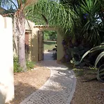 Bed & Breakfast Quinta Pereiro Tropic Garden, Algarve 4*